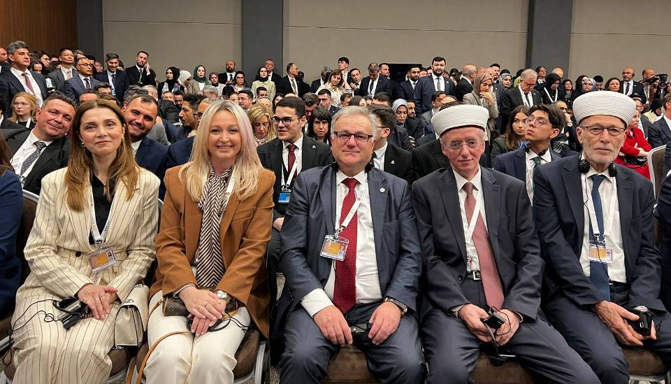 Batı Trakya Türk Azınlığı heyeti Antalya Diplomasi Forumu’nda temaslarda bulundu