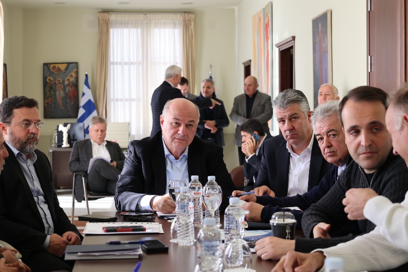 Bakan Tsiaras, Dedeağaç’ta çiftçi temsilcileriyle bir araya geldi