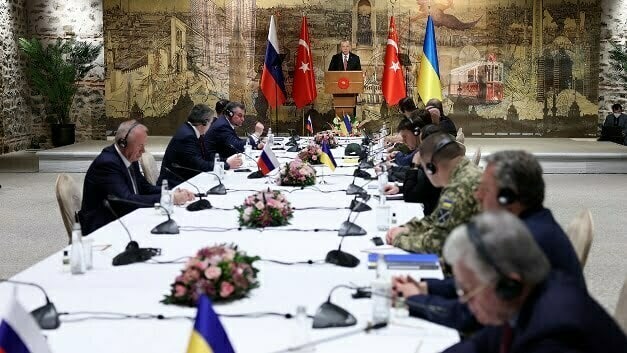 İstanbul'daki Rusya-Ukrayna müzakere heyetleri toplantısı başladı