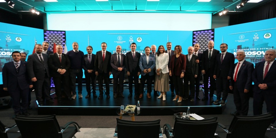 YTB, Kosova’da Türk kültürü ve bilimine ışık tutan etkinlikler düzenledi