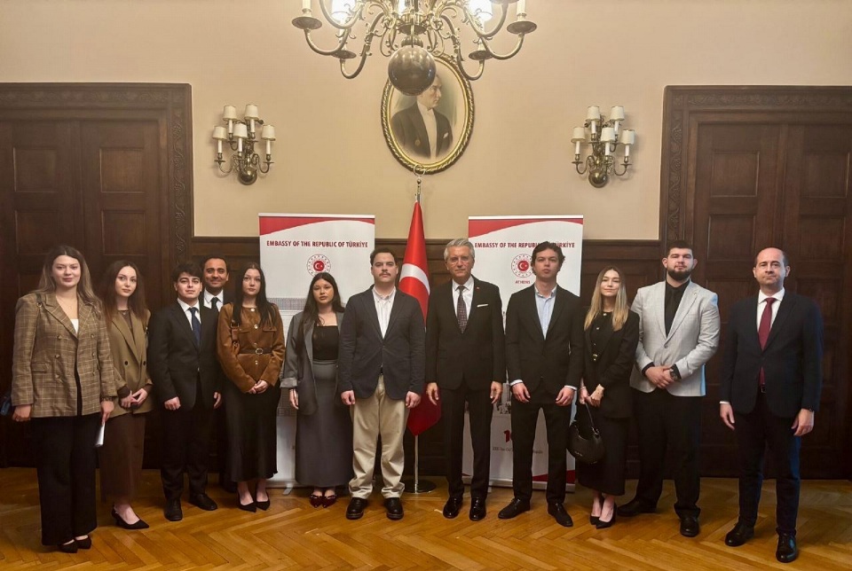 Batı Trakyalı öğrencilerden Atina’ya eğitim gezisi