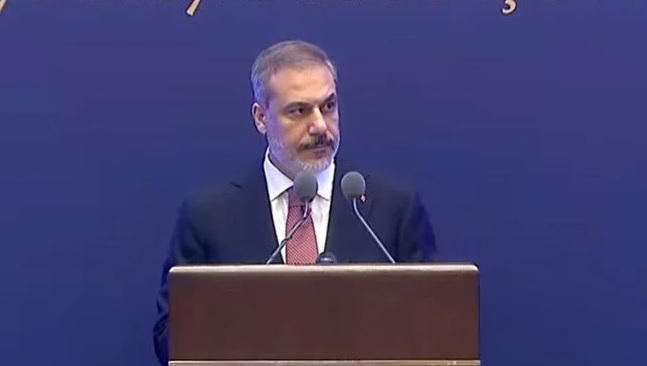 "Yunanistan ile pozitif atmosferin devamı için uğraşacağız"
