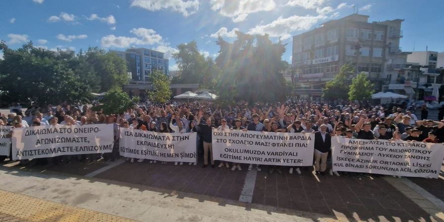“İskeçe Azınlık Ortaokulu ve Lisesindeki soruna maalesef çözüm bulunamamıştır”