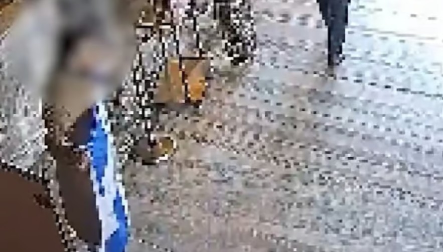 Ayasofya’da Bizans bayrağı açan iki Yunan turist cezaevine gönderildi
