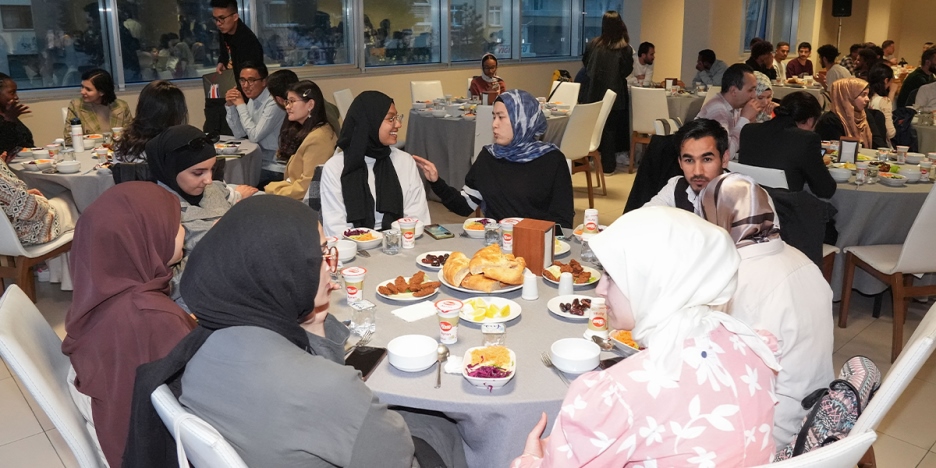 Balkanlardan Türkiye’ye eğitime giden öğrenciler YTB iftarında buluştu